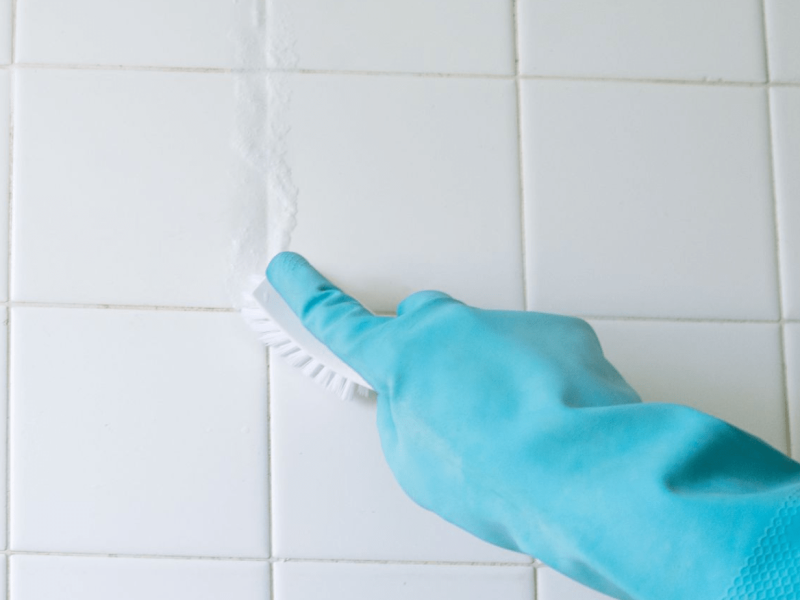 Tiles & Grout Cleaning-min